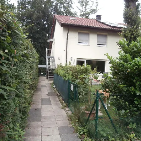 Schoene Nahe Messe Stuttgart Und Flughafen Fuer 1-4 Businessgaeste * Ostfildern